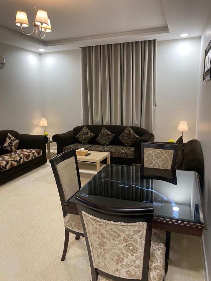 جلنار الشرق للشقق المخدومة Jeddah Eksteriør billede
