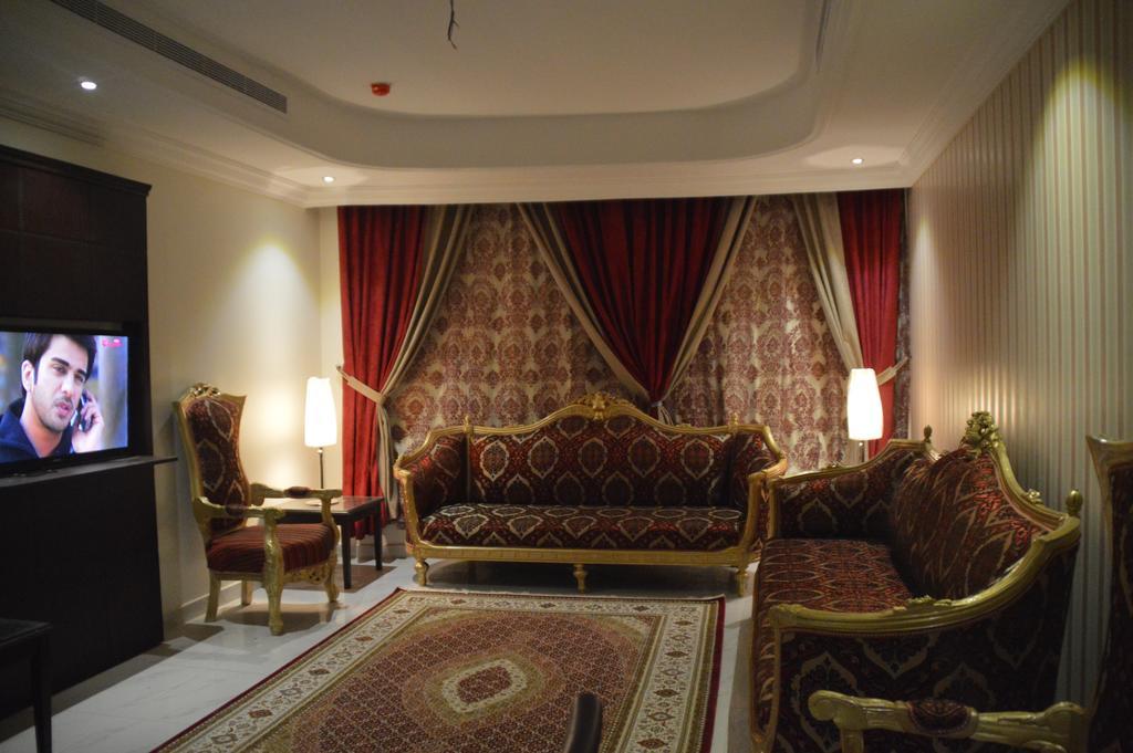 جلنار الشرق للشقق المخدومة Jeddah Eksteriør billede