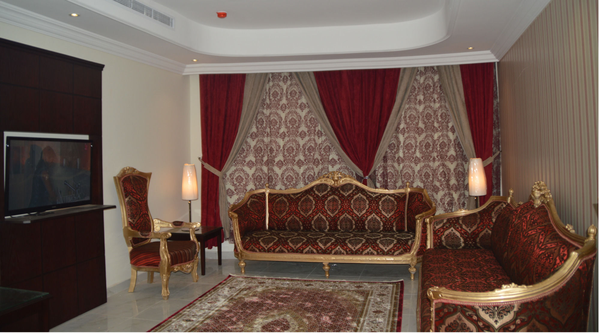 جلنار الشرق للشقق المخدومة Jeddah Eksteriør billede